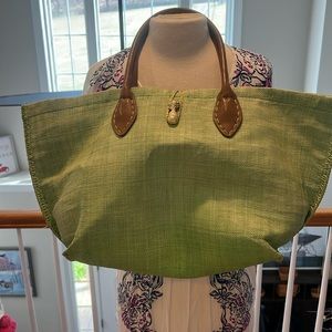 Like new Lilly Pulitzer+Target straw beach bag